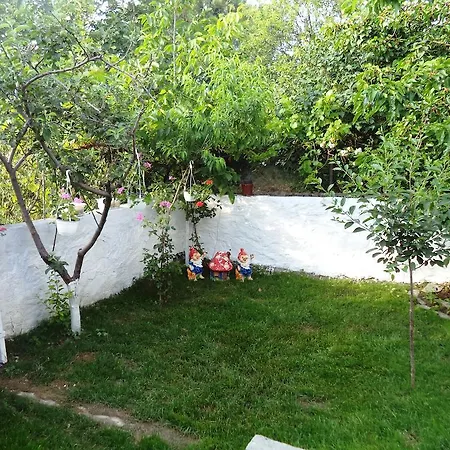 Beyaz Ev Gokceada Βίλα *